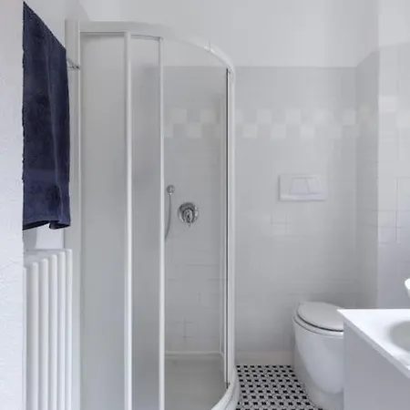 Casa Elena - Maggiore Estate By Ginin Appartement *
