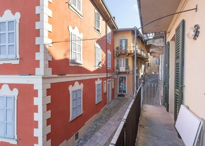 Casa Elena - Maggiore Estate By Ginin